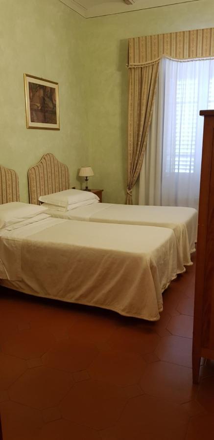 B&B Palazzo Al Torrione 2 Сан-Джиміньяно Екстер'єр фото