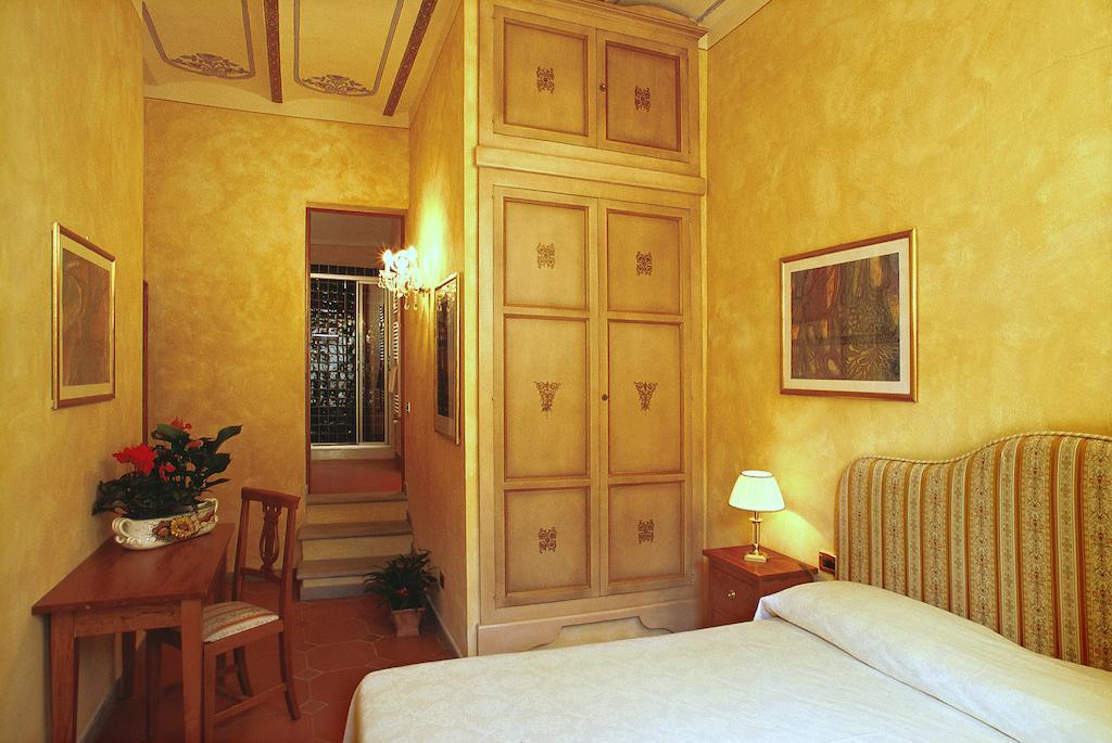 B&B Palazzo Al Torrione 2 Сан-Джиміньяно Номер фото