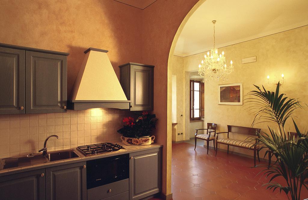 B&B Palazzo Al Torrione 2 Сан-Джиміньяно Екстер'єр фото